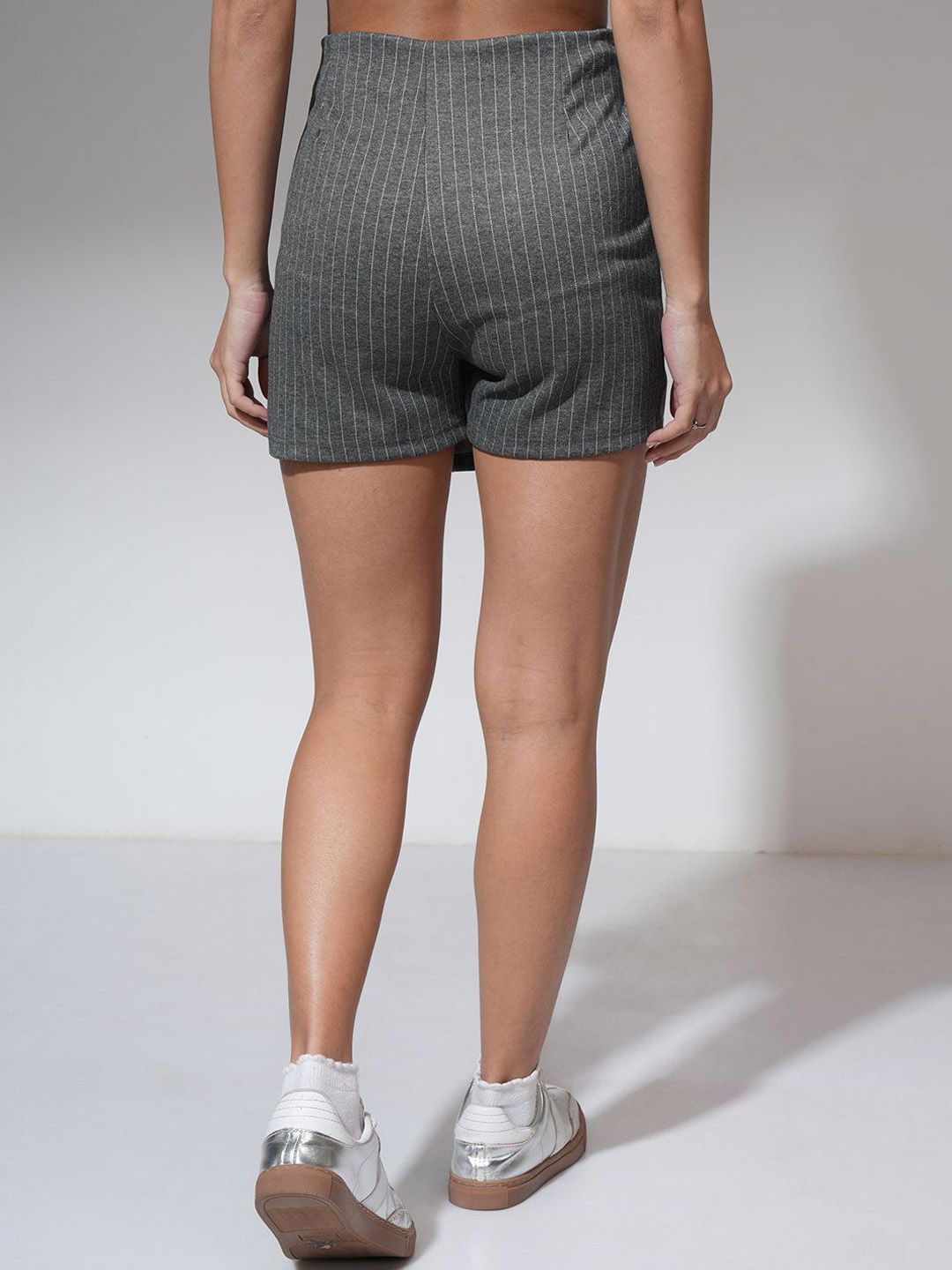 ESPYR By Tokyo Talkies Women Striped Casual Mini Skorts