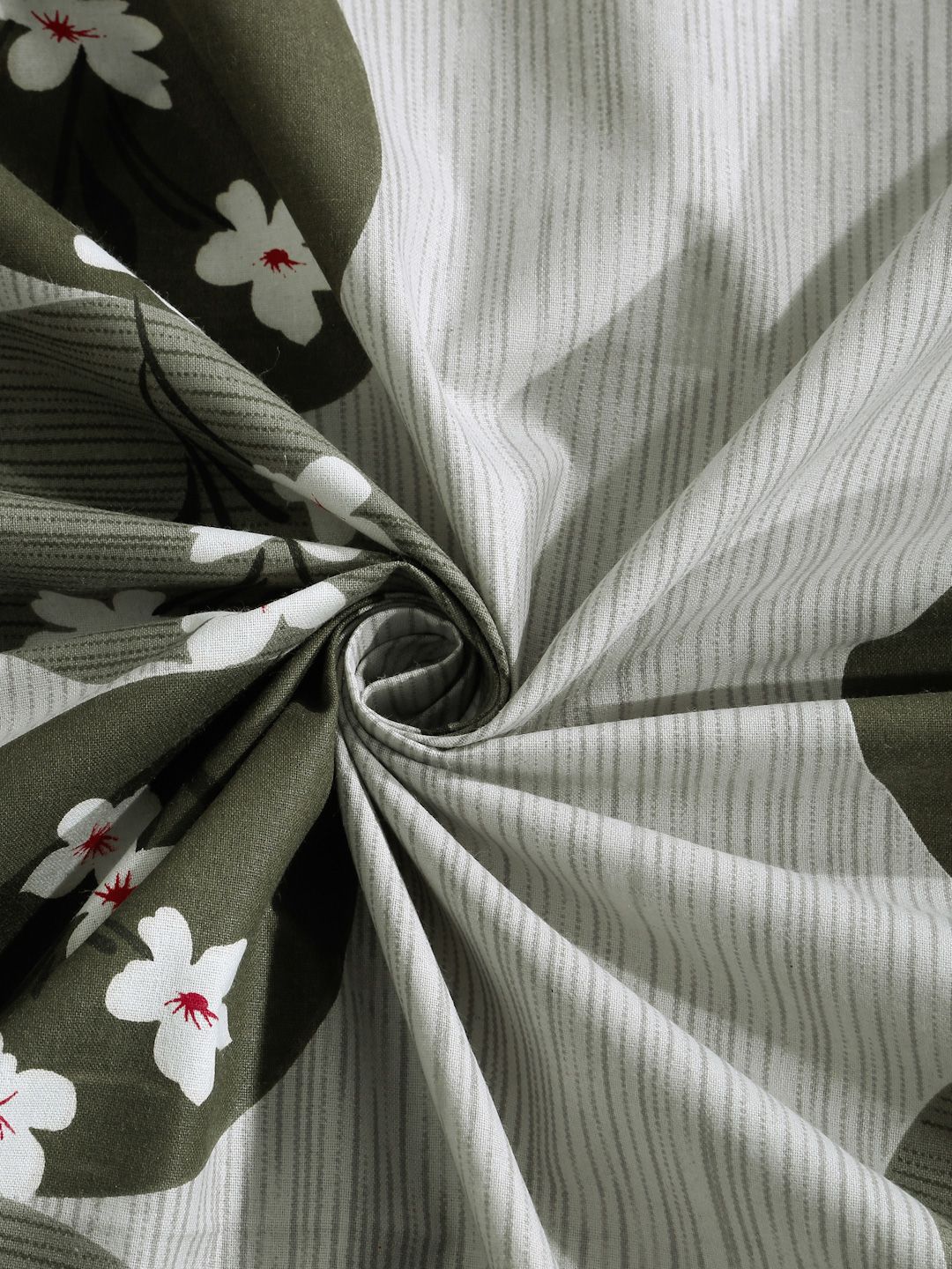 Myntra Elegant Homes Grey Floral 400 TC Set Cadar King Cotton 2.50 m x 2.25 m