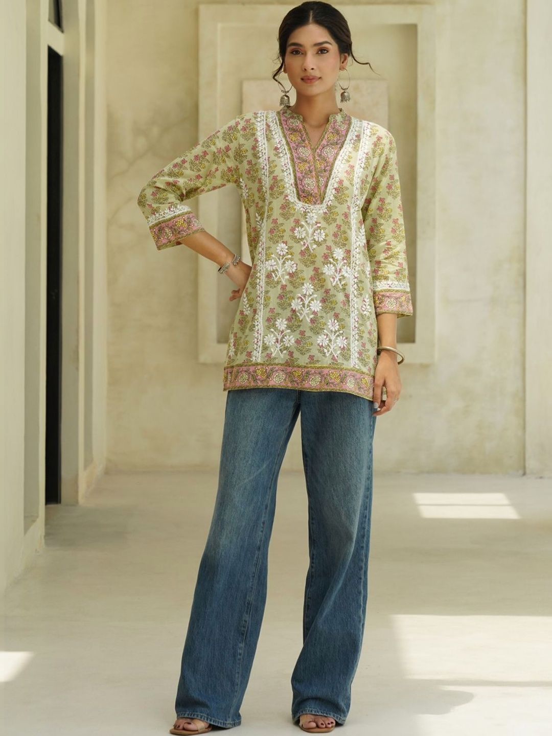 House of Chikankari Women Floral Printed Thread Work Indie Prints Kurta