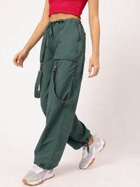 DressBerry Laid-back Fashionable Women Cargo Style Relaxed Joggers