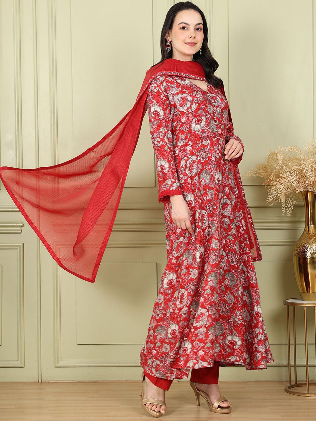 W Women Floral Printed Regular Kurta with Trousers & With Dupatta