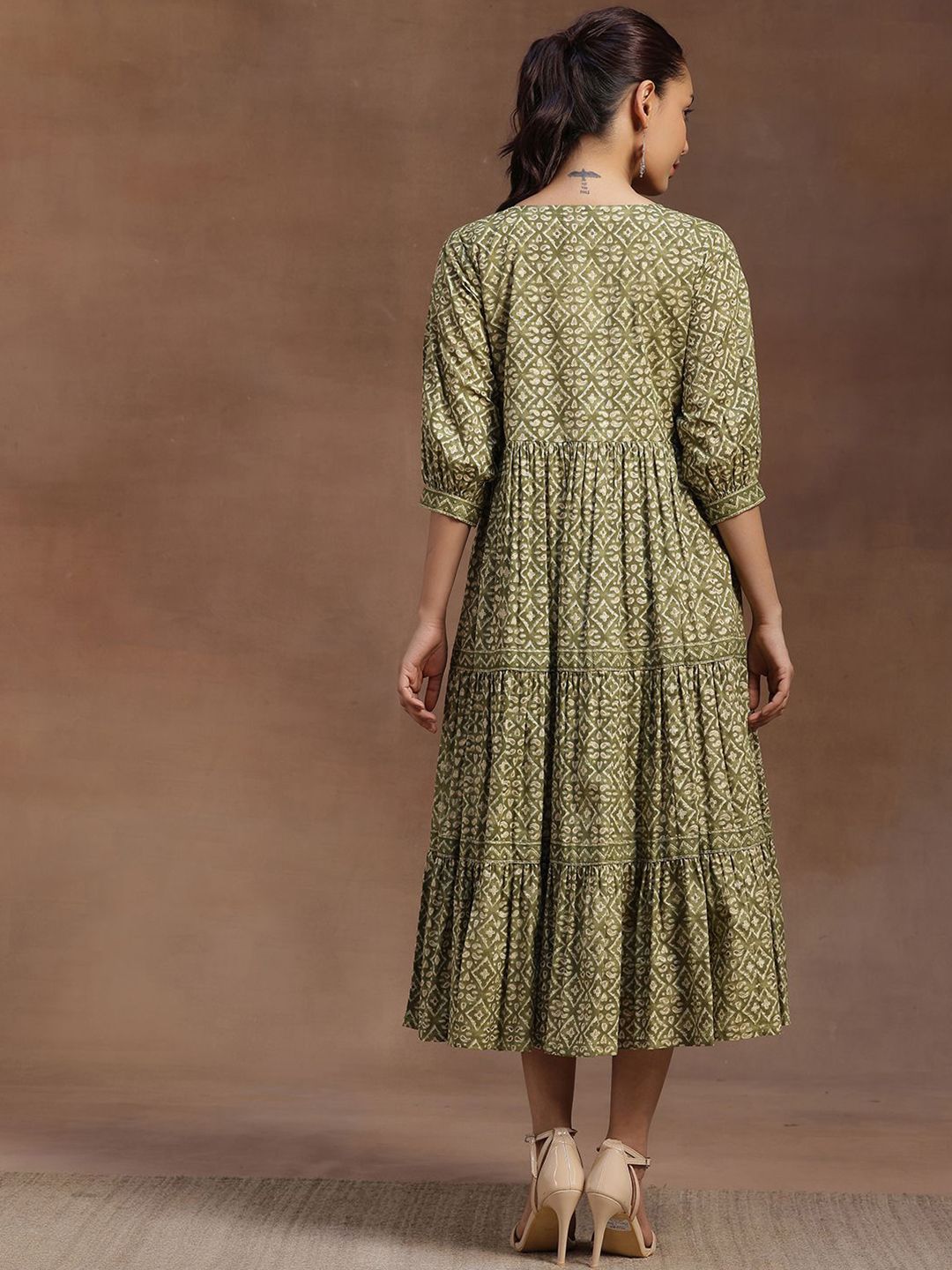 Libas Women Ethnic Motifs Print Puff Sleeve Layered A-Line Midi Dress