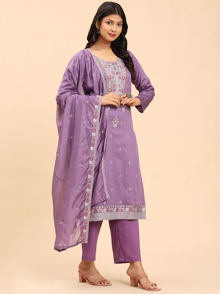 Mamicha Women Floral Embroidered Regular Pure Cotton Kurta with Palazzos & With Dupatta