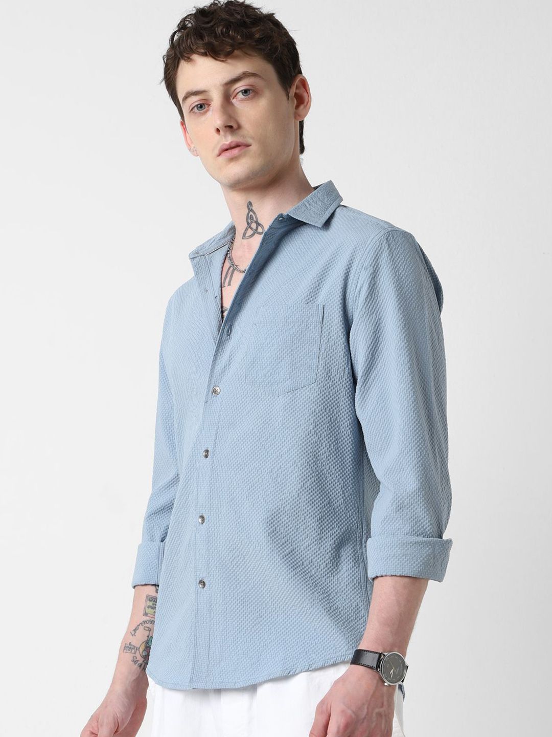 VASTRADO Men Classic Spread Collar Solid Slim Fit Casual Shirt