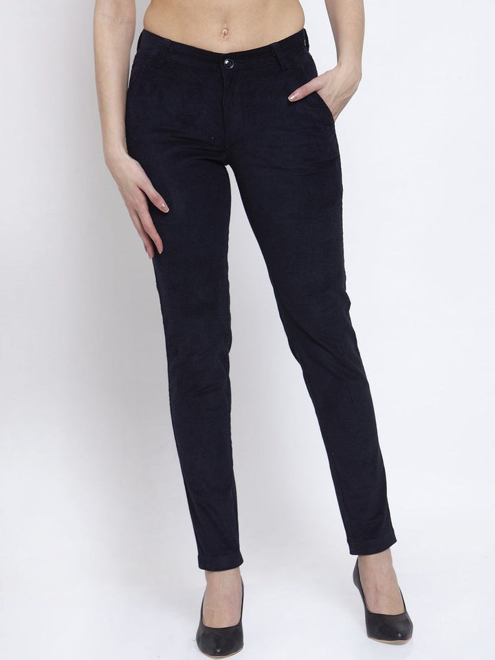 Seluar Pertengahan Timbul Slim Fit Wanita KLOTTHE