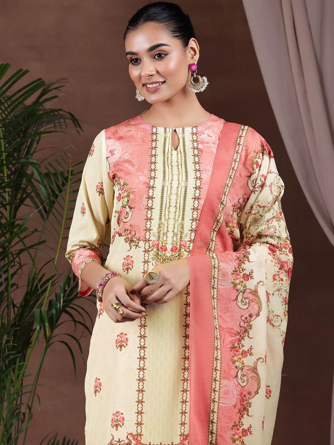 Libas Floral Printed Keyhole Neck Straight Kurta with Trousers & Dupatta