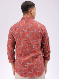 The Indian Garage Co Men Cutaway Collar Checked Cotton Slim Fit Casual Shirt