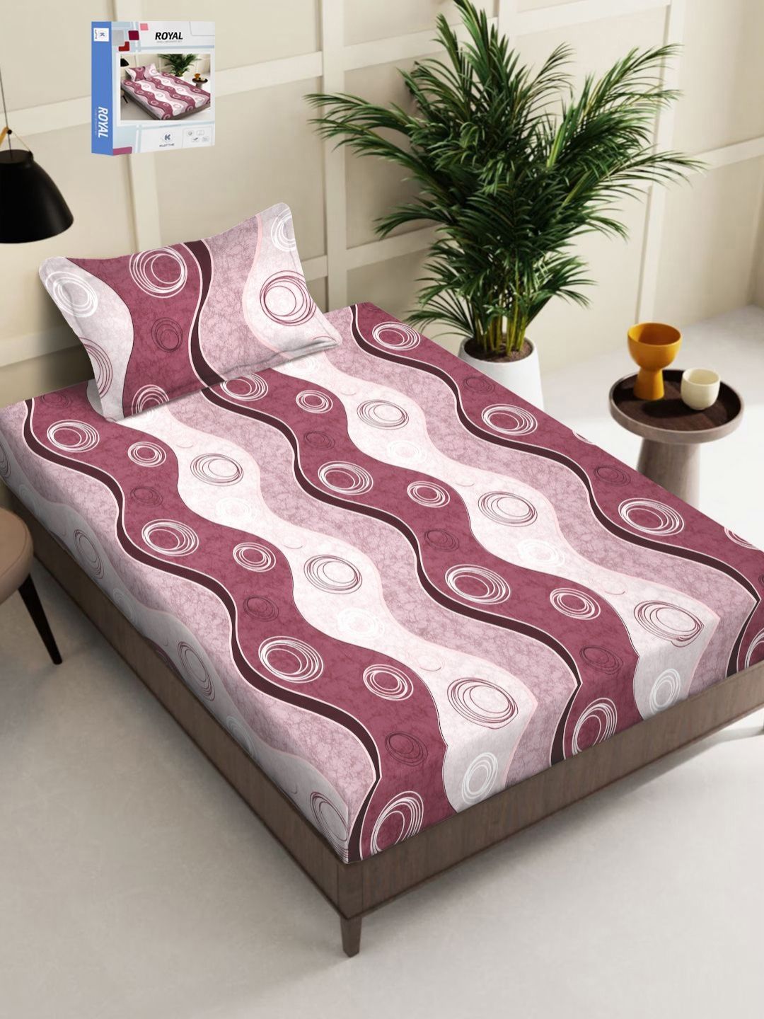 KLOTTHE Royal Pink & White Geometric Printed 300 TC Dilengkapi Cadar Bujang & Sarung Bantal