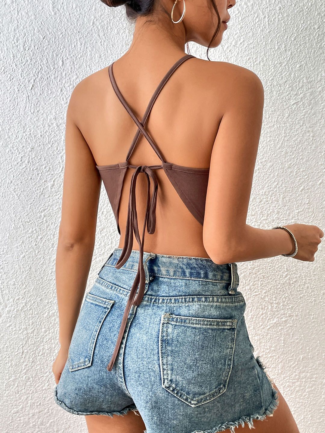DressBerry Keyhole Neck Ruched Detail Cut Out Top