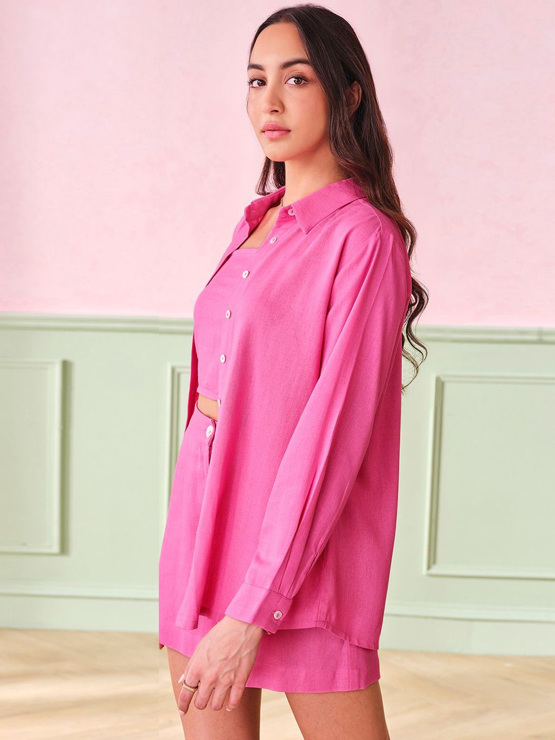 AND Shirt Collar Top & Shorts With Shirt