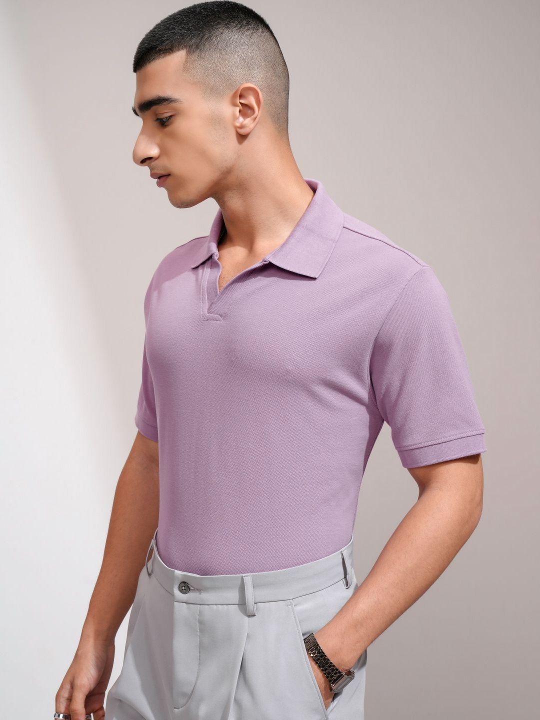 HIGHLANDER Men Solid Polo Collar Cotton T-shirt