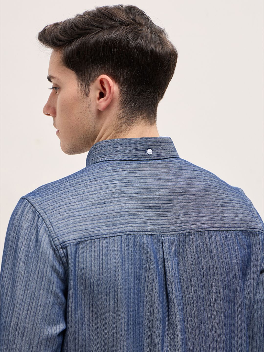 THE BEAR HOUSE Men Slim Fit Multi Stripes Opaque Striped Casual Shirt