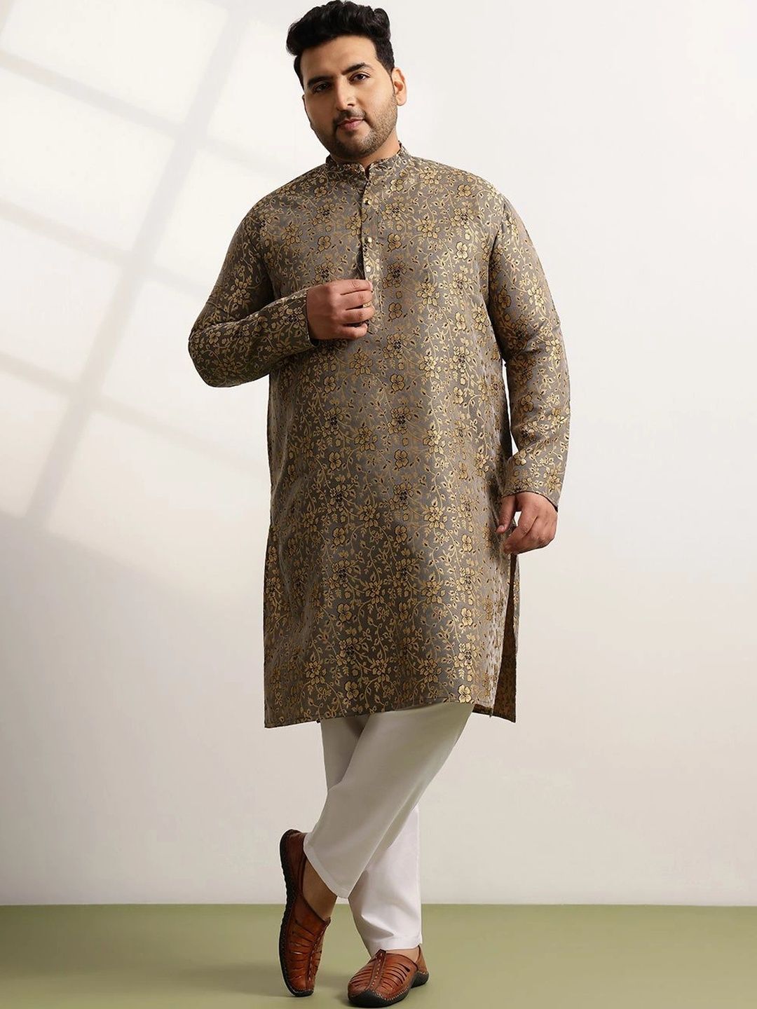 SOJANYA PLUS Lelaki Floral Regular Kurta dengan Seluar