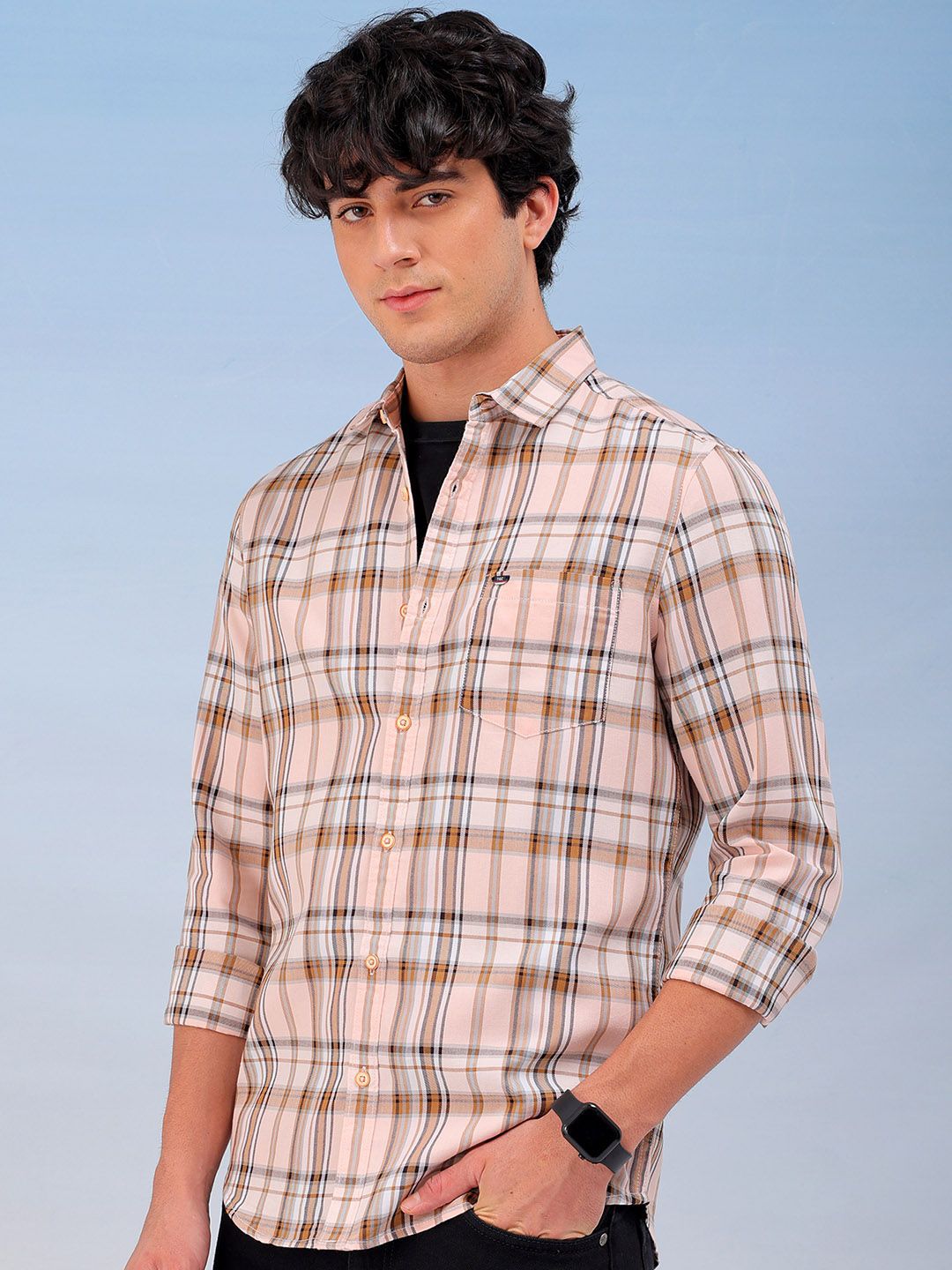 The Indian Garage Co Men Spread Collar Checked Cotton Slim Fit Casual Shirt