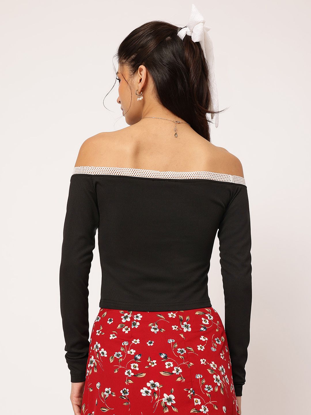 DressBerry Sweet & Spicy Bow-Detail Off-Shoulder Ribbed Top