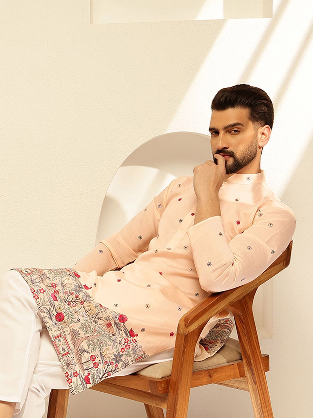 SOJANYA Floral Embroidered Mandarin Collar Thread Work Cotton Silk Straight Kurta