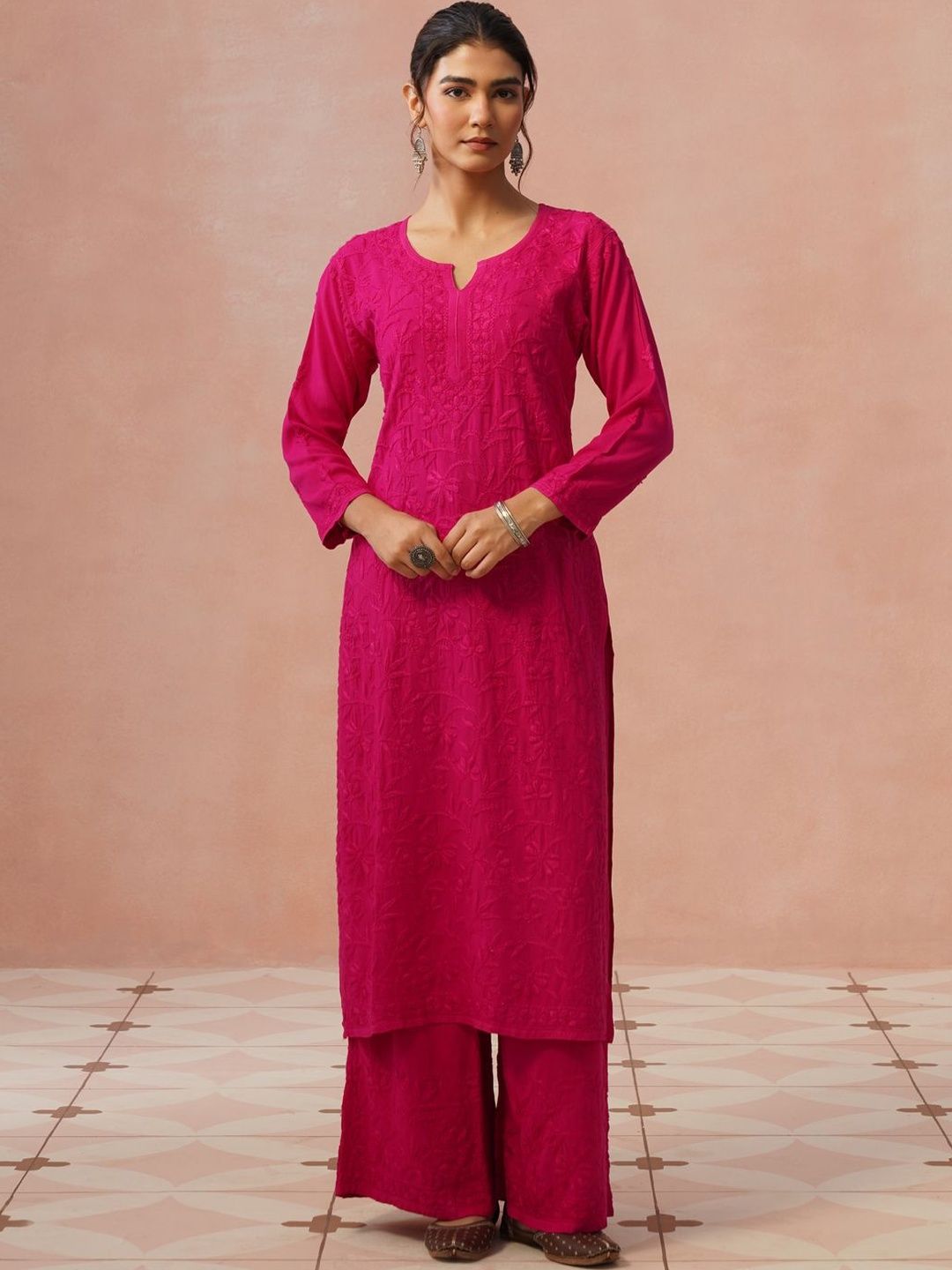 Rumah Chikankari Kurta Chikankari Biasa Wanita dengan Seluar