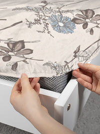 KLOTTHE Cream-Coloured Floral Printed Fitted 300 TC King Bedsheet With 2 Pillow Covers