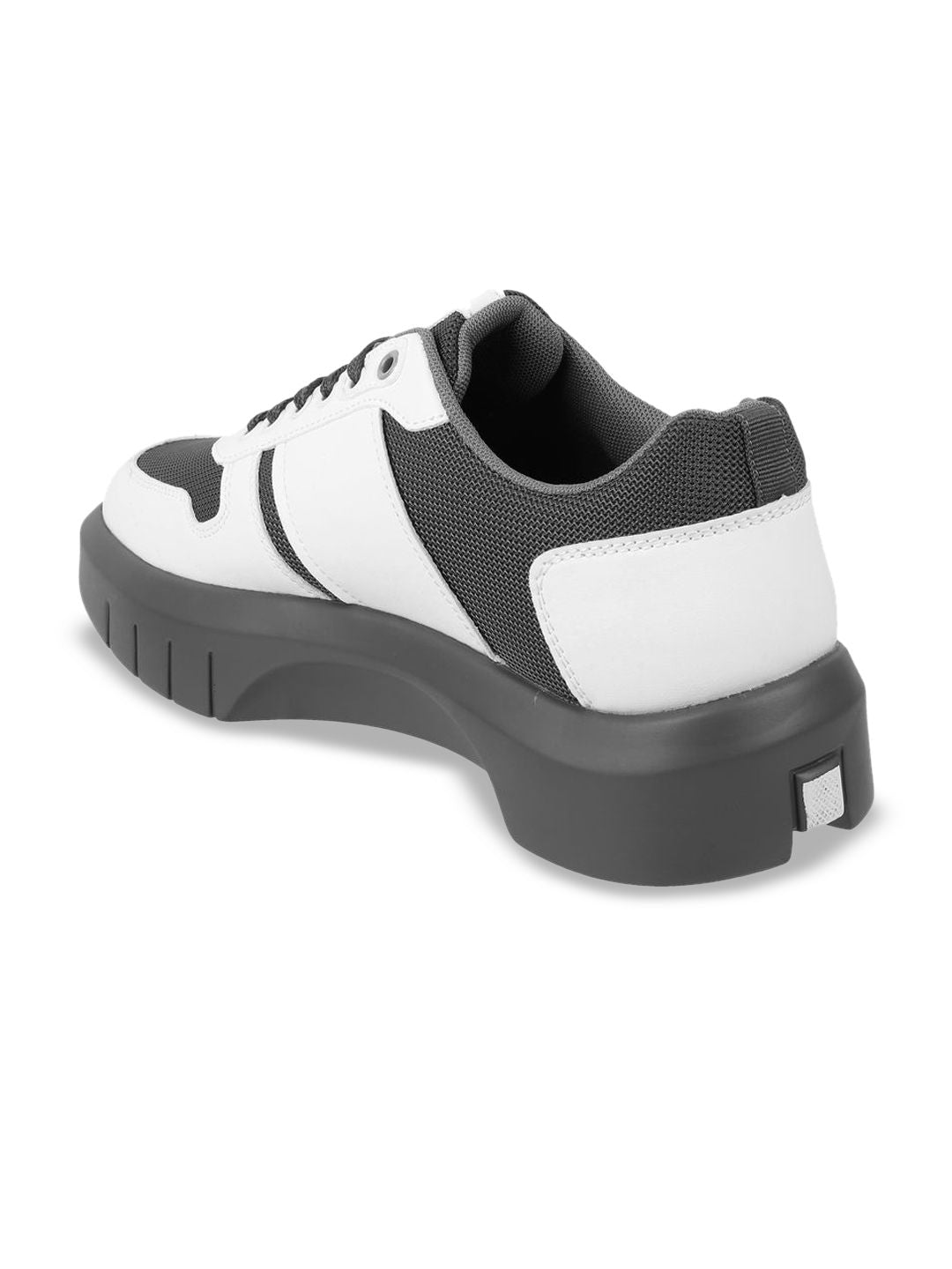 Mochi Men Colourblocked Lace-Ups Sneakers