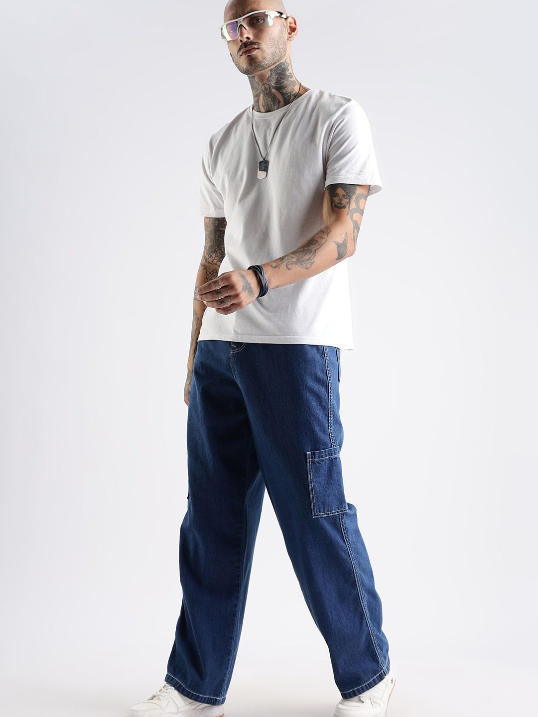 Eszett Men Mid-Rise Baggy Cargos
