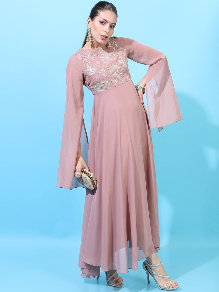 Vishudh Women Embroidered Round Neck Maxi Dress