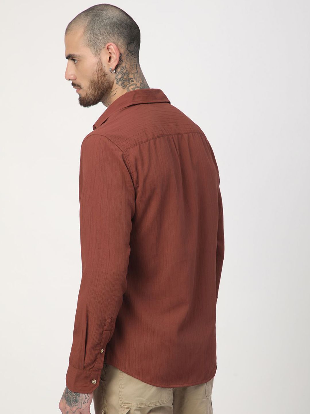 VASTRADO Men Classic Slim Fit Opaque Casual Shirt