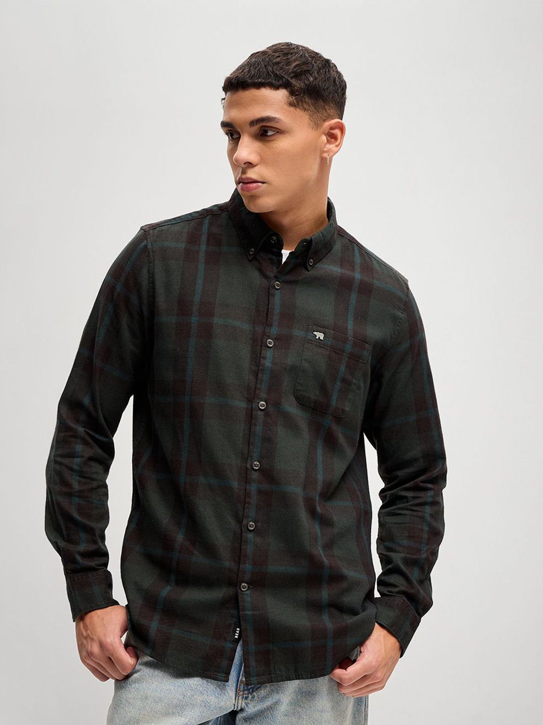 THE BEAR HOUSE Men Button-Down Collar Checked Cotton Slim Fit Casual Shirt