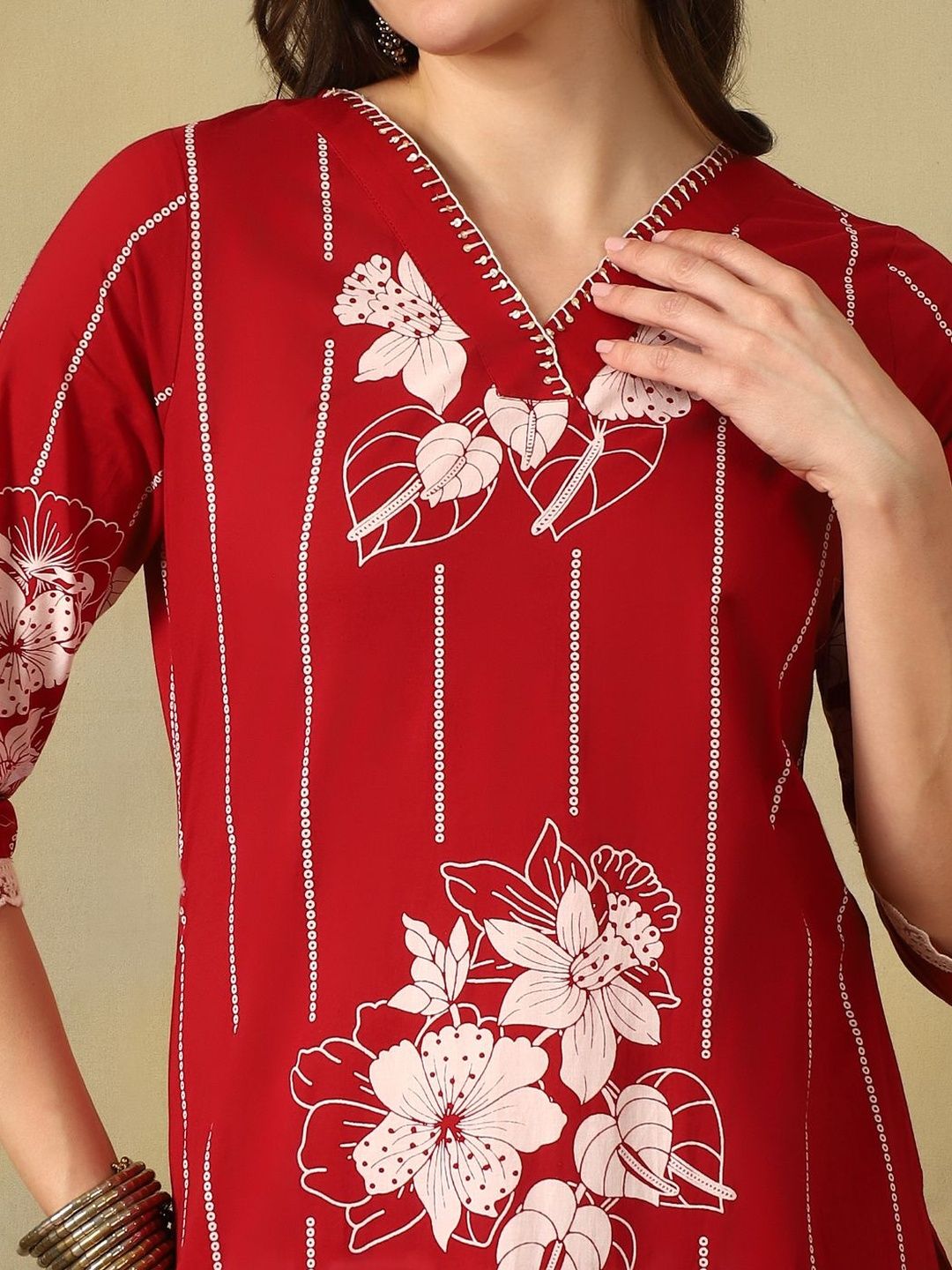 Mamicha Women Floral Printed Regular Pure Cotton Kurta with Trousers & With Dupatta