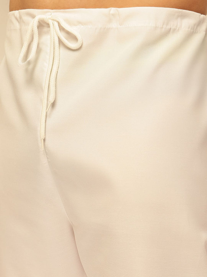 SOJANYA Men Regular Thread Work Kurta with Pyjamas
