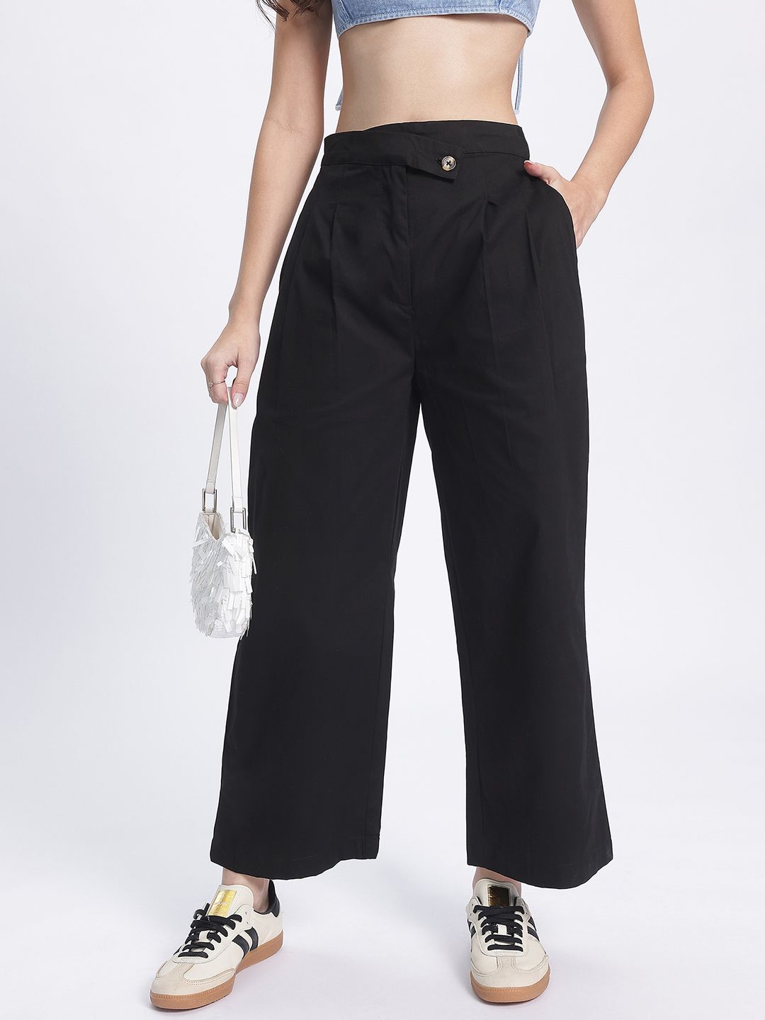 DressBerry Women Bold Basics Pleated Cropped Trousers