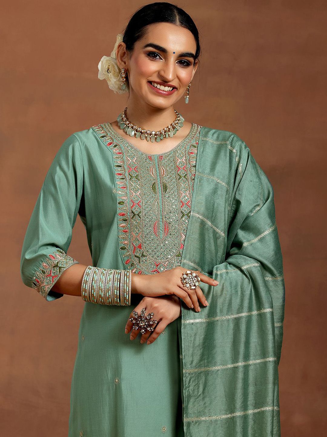 Libas Ethnic Motifs Embroidered Thread Work Straight Kurta with Trousers & With Dupatta