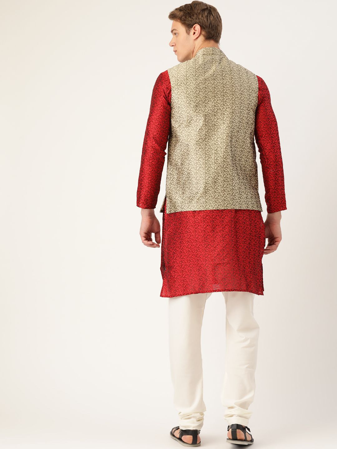 SOJANYA Men Maroon Ethnic Motifs Kurta with Churidar & Nehru Jacket