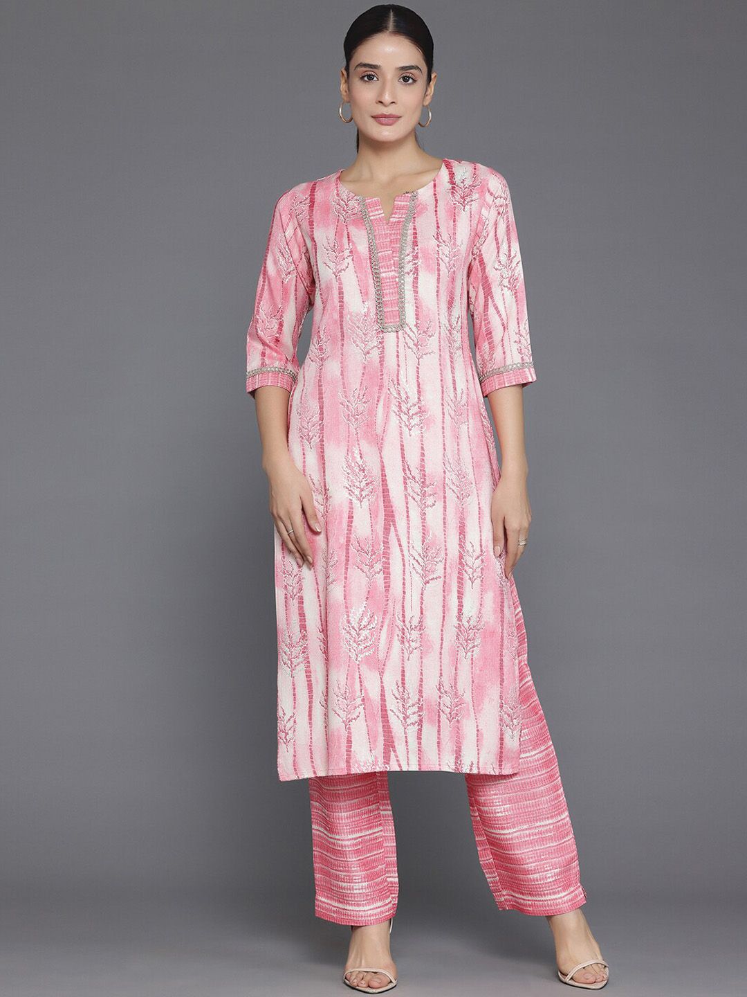 Libas Printed Regular Kurta with Trouser