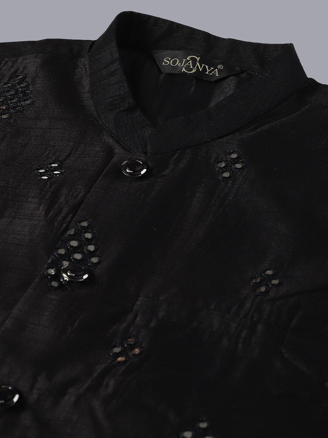 SOJANYA Men Embroidered Mirror Work Pure Cotton Kurta With Pyjamas & Nehru Jacket