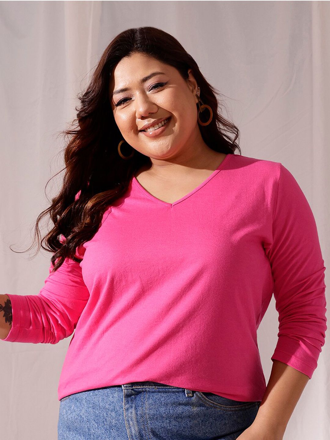 CURVY STREET Plus Size V-Neck Cotton T-shirt