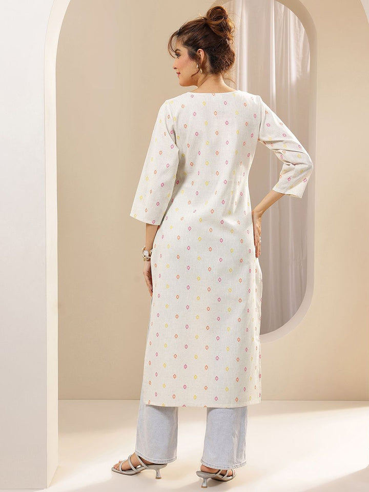 Libas Women Floral Embroidered Thread Work Kurta