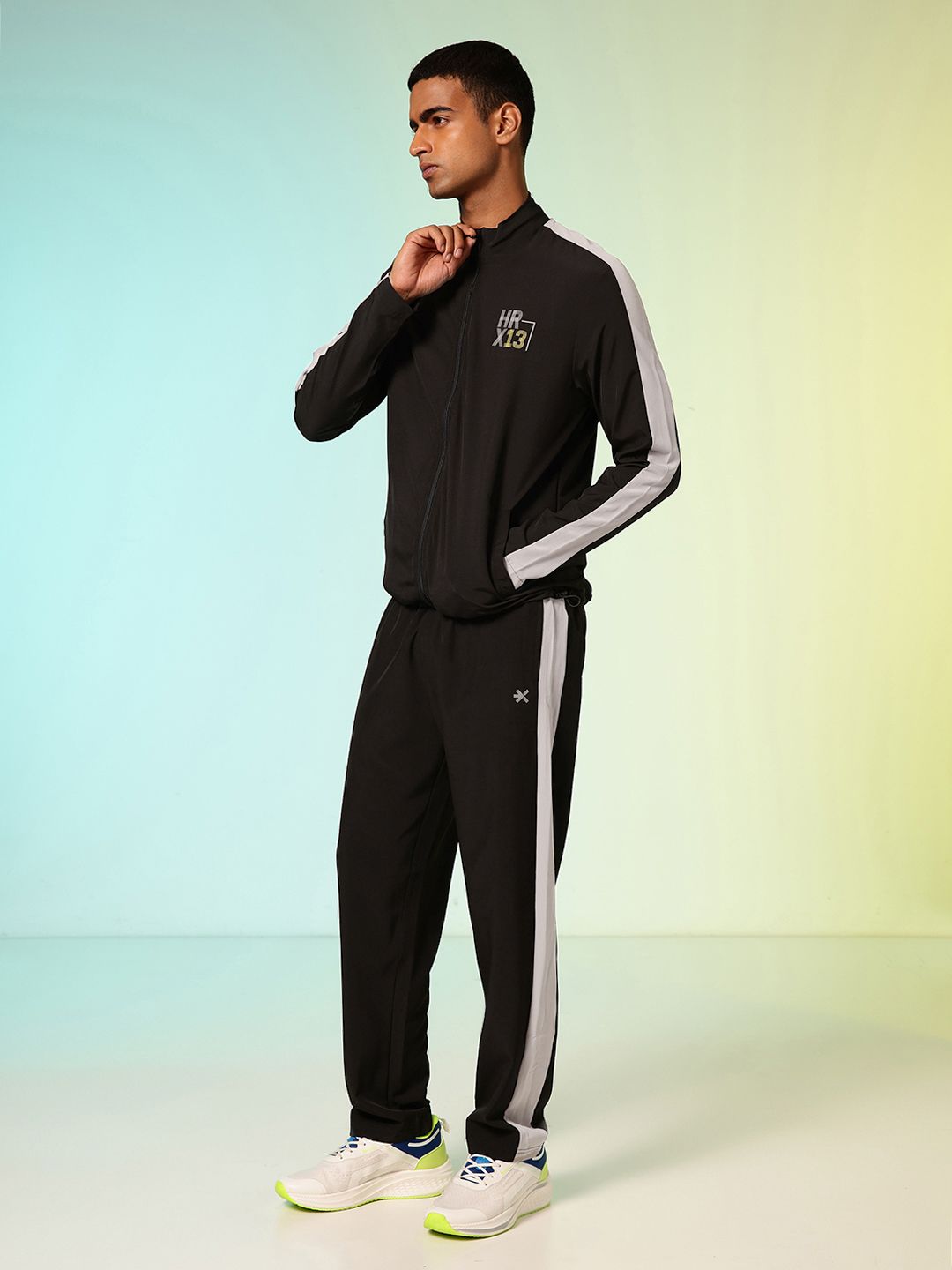HRX by Hrithik Roshan Colourblocked Rapid Dry Running Tracksuit