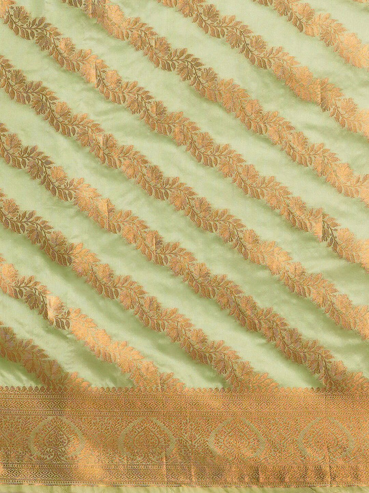 Saree mall Green & Gold-Toned Woven Design Zari Silk Blend Banarasi Sarees