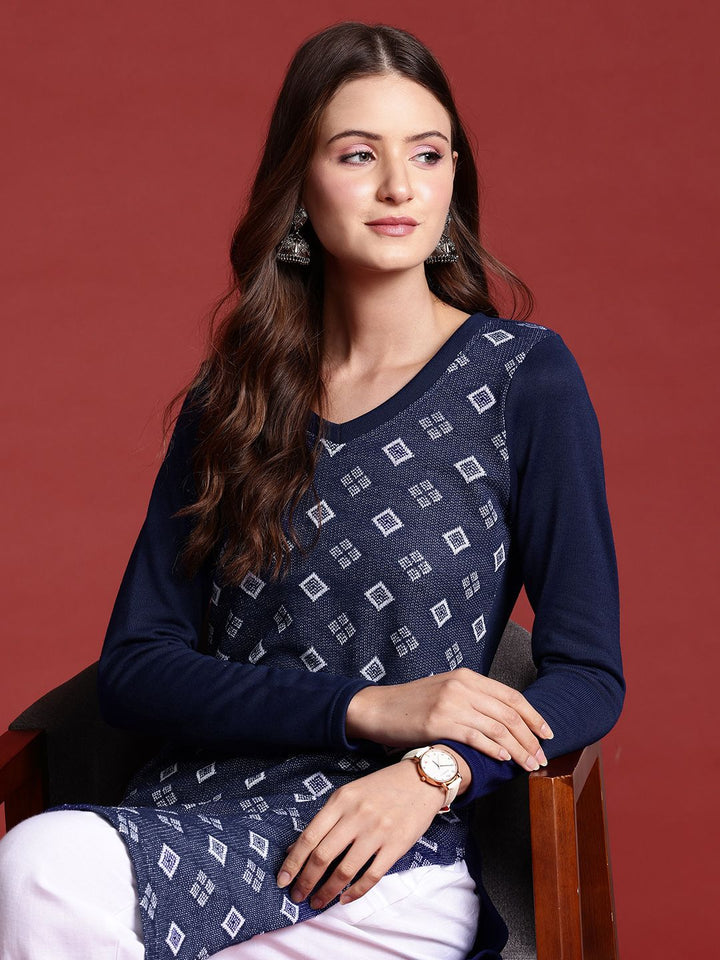 Anouk Geometric Woven Design Knitted Winter Kurta