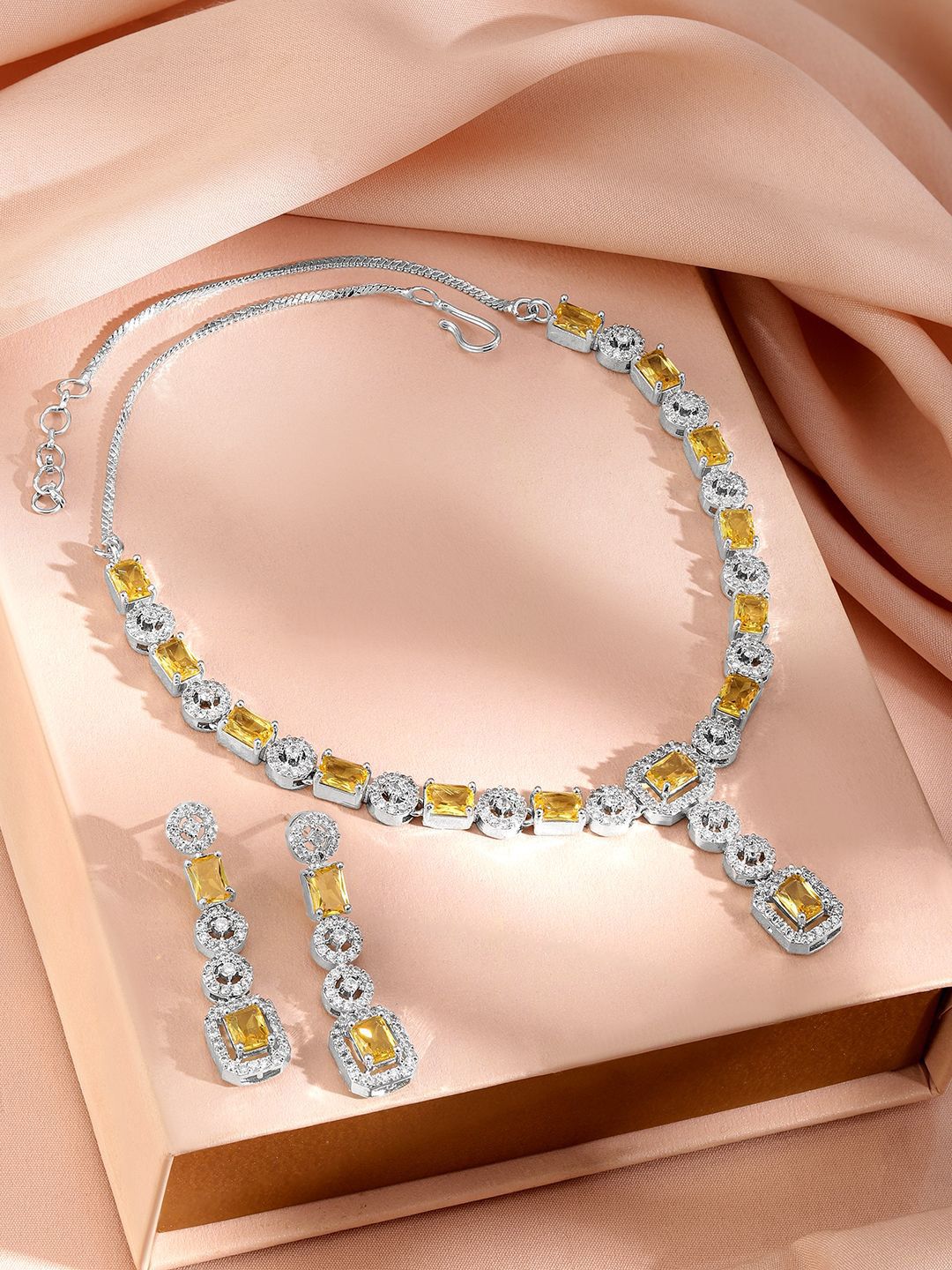 Rubans Rhodium-Plated Yellow Sapphire dan Zirconia Cubic Stone Stone Stone Stone