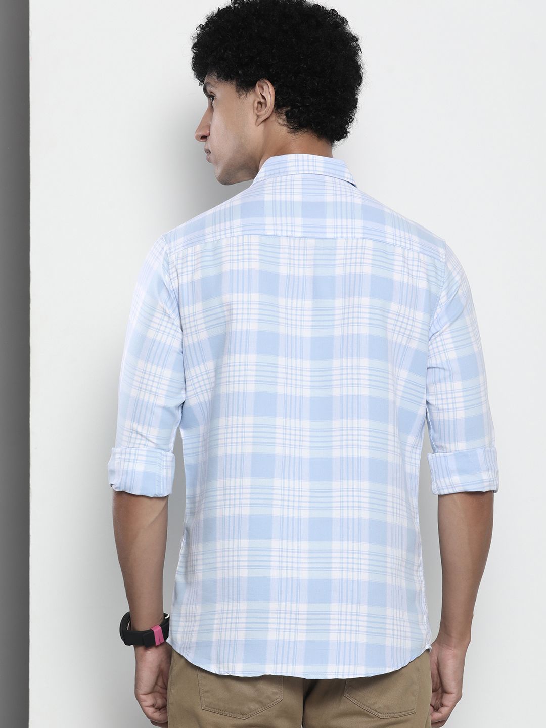 The Indian Garage Co Men Blue & White Gingham Checked Pure Cotton Casual Shirt