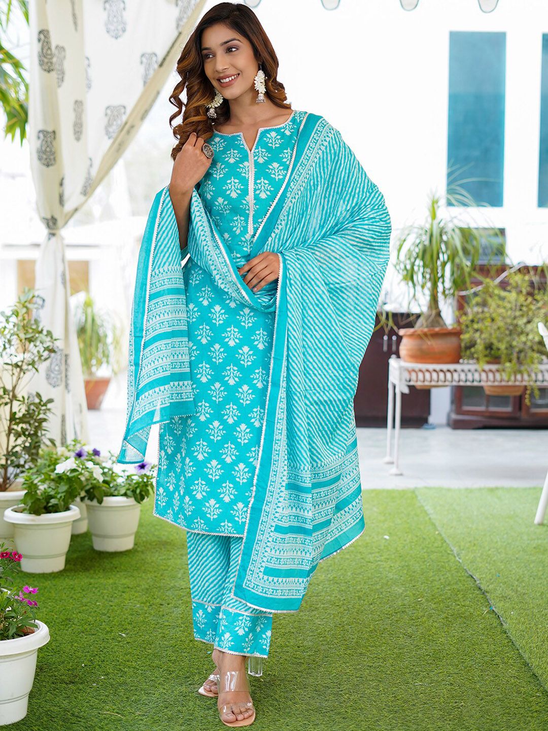 Kalini Floral Printed Lace Detail Kurta Kapas Murni Dengan Seluar & Dupatta