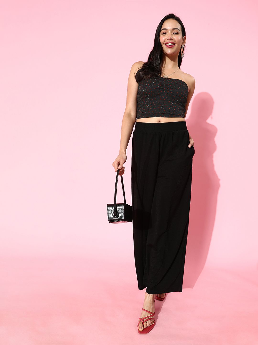 STREET 9 Women Stylish Black Graphic Cropped Top