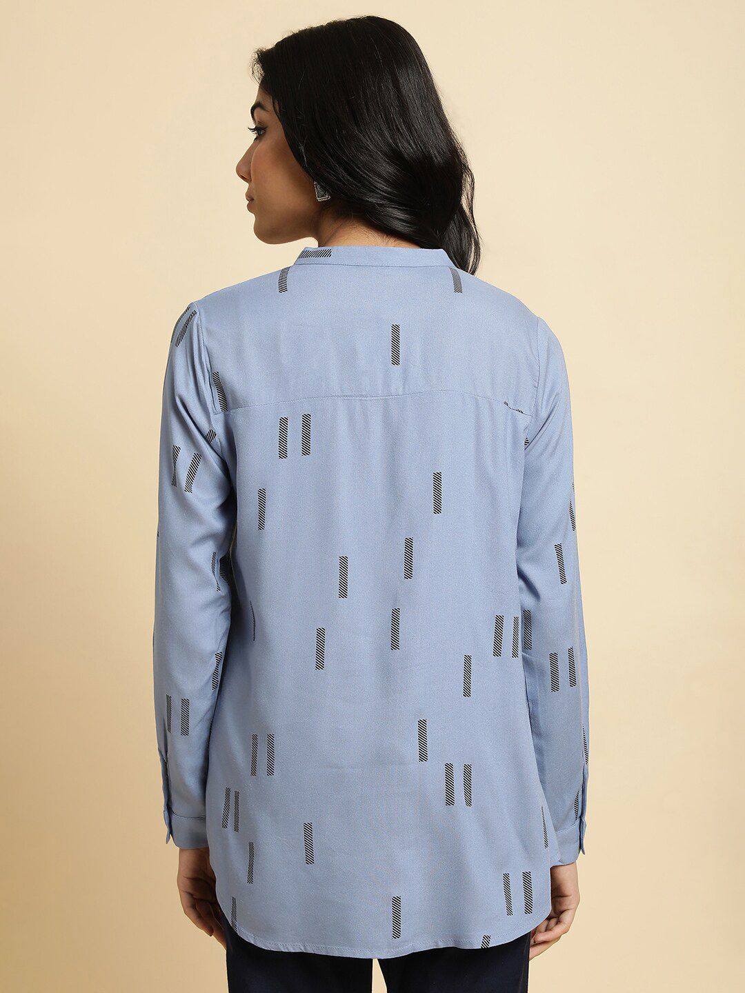 W Blue Floral Print Mandarin Collar Shirt Style Top