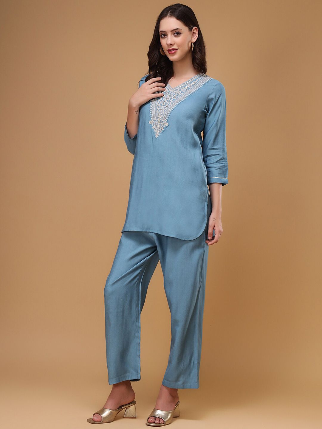 Bani Women Ethnic Motifs Embroidered Tunic & Trouser