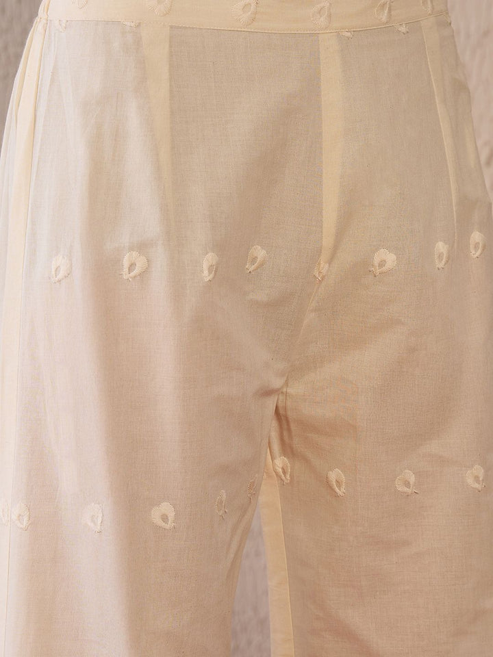 Indo Era Women Floral Embroidered Thread Work Kurta