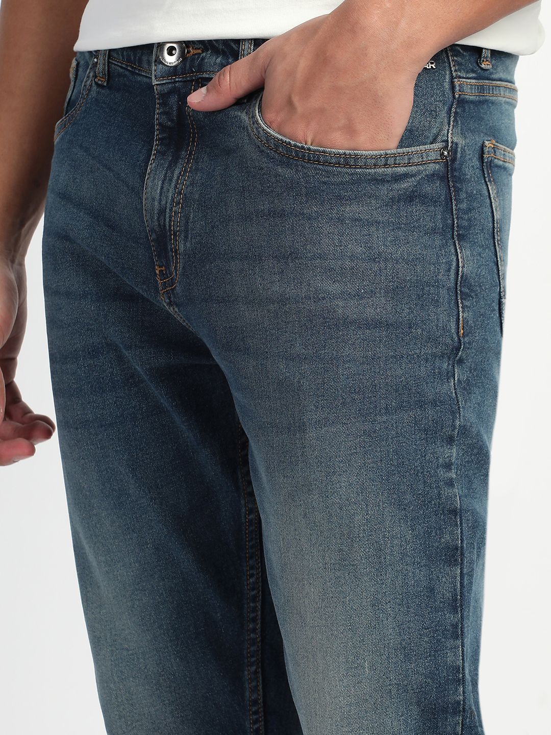 THE BEAR HOUSE Men Slim Fit Heavy Fade Jeans