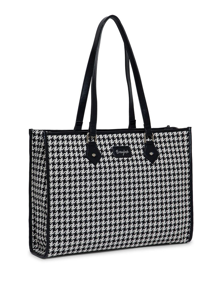Berrylush Printed Padded Laptop Bag Up to 17 inch