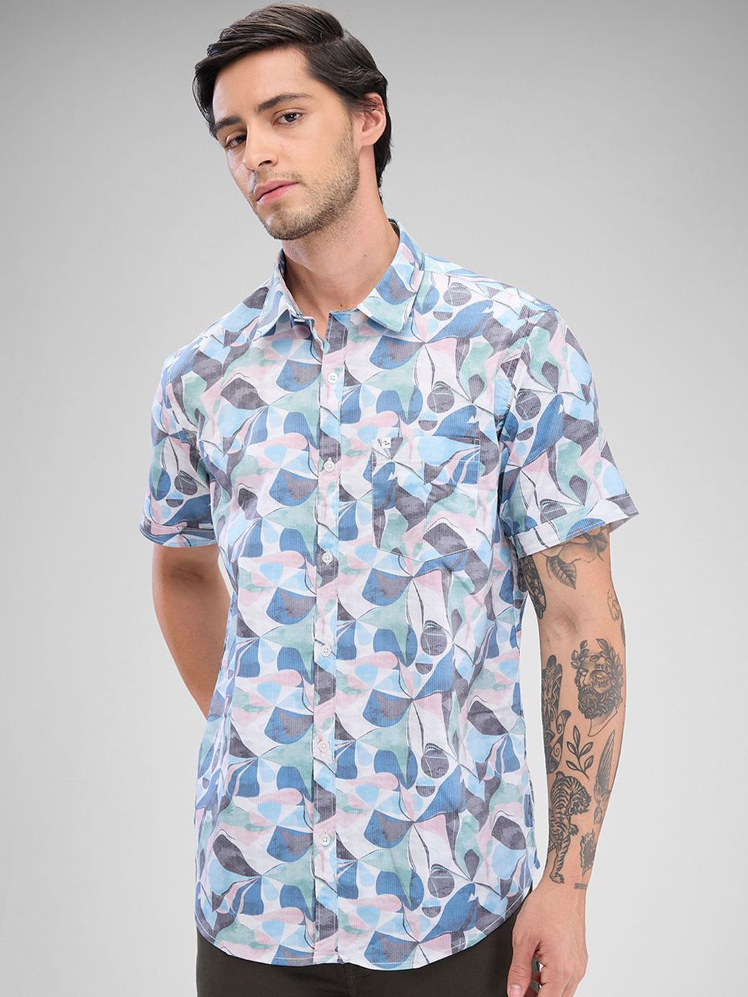 SPYKAR Men Slim Fit Floral Opaque Printed Casual Shirt