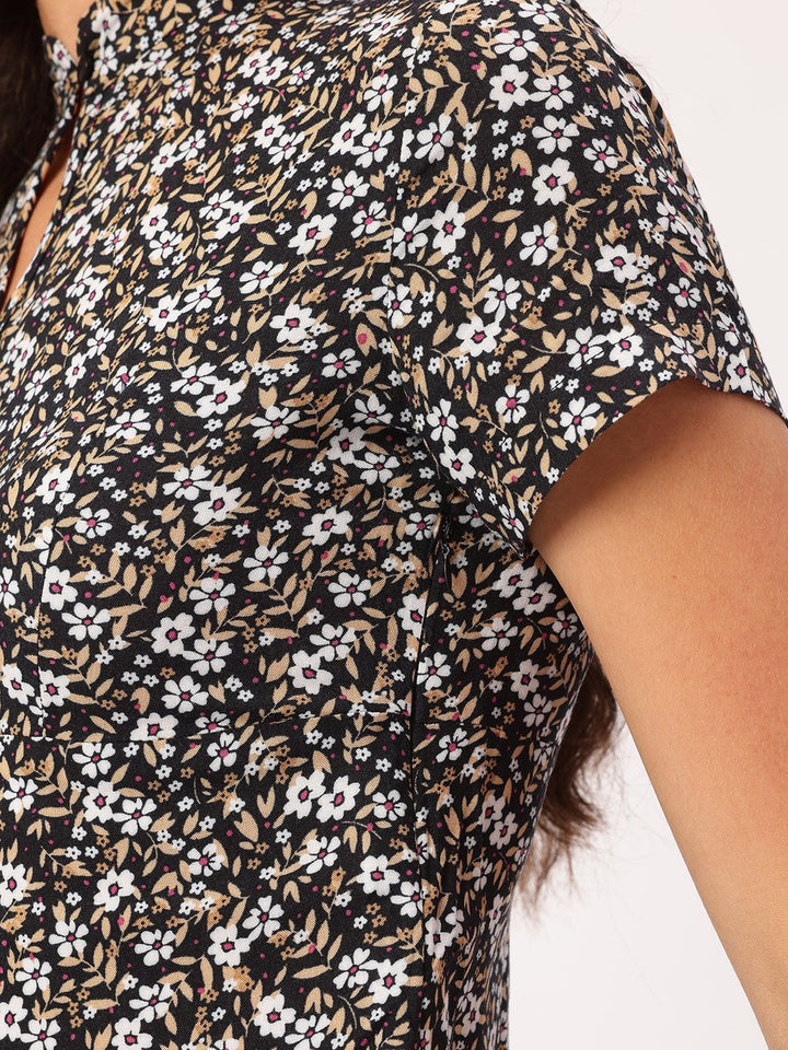 DressBerry Monochrome Blooms Floral Printed Monochrome Keyhole Neck Sheath Mini Dress